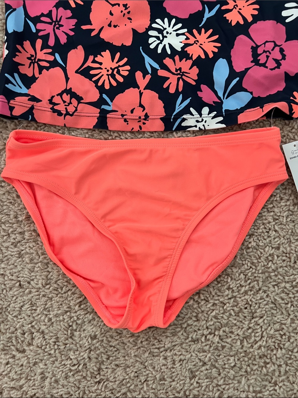 GAP Rashguard Set - Picture 3 of 3